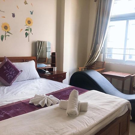 Victori Hotel Danang Exteriör bild